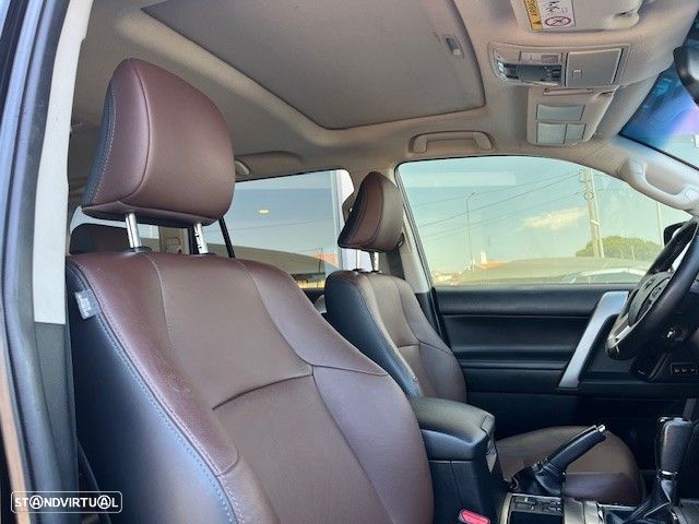 Toyota Land Cruiser 2.8 D-4D Auto TEC-Edition - 12