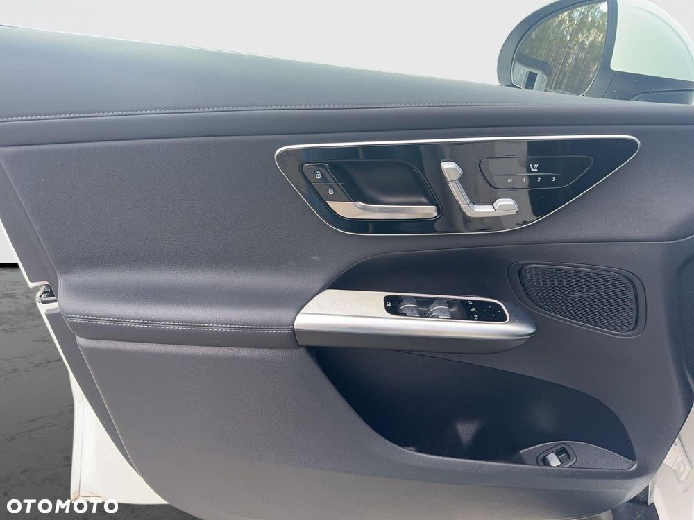 Mercedes-Benz GLC 220 d mHEV 4-Matic AMG Line - 17