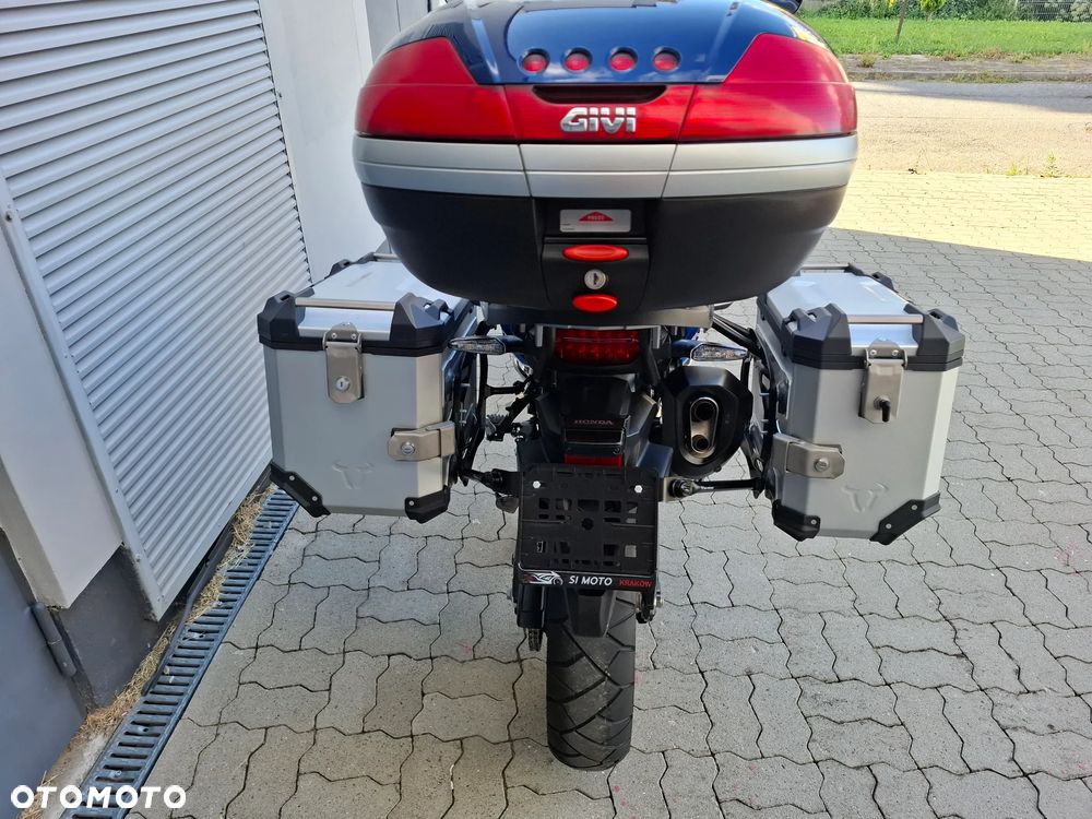 Honda CRF - 9