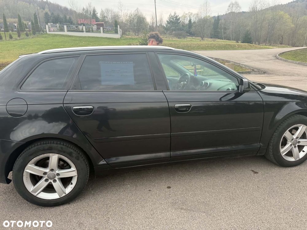 Audi A3 Sportback 1.6 TDI DPF Ambiente - 10
