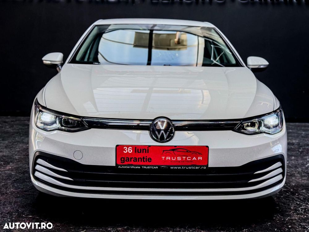 Volkswagen Golf - 24