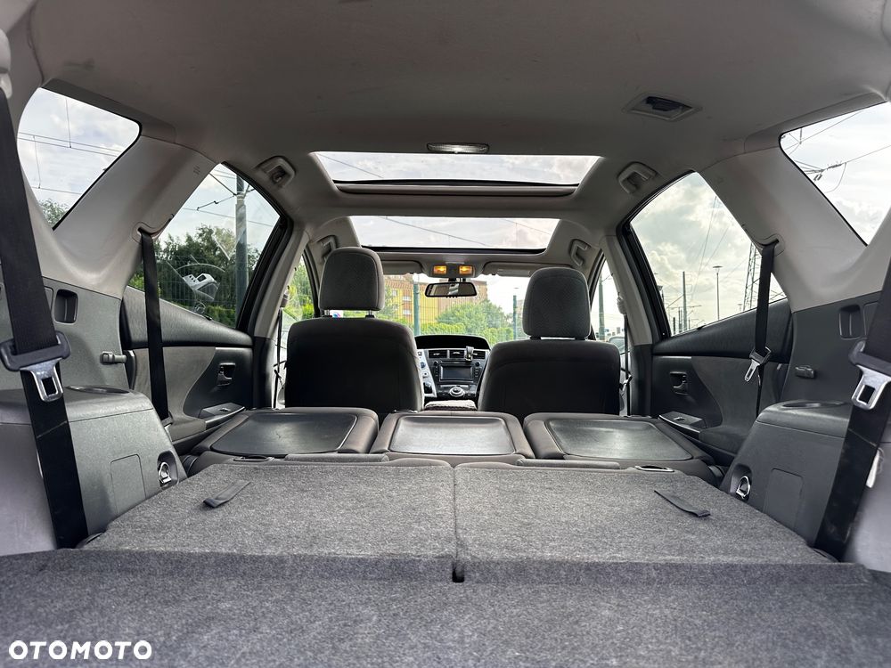 Toyota Prius+ (Hybrid) Comfort - 19