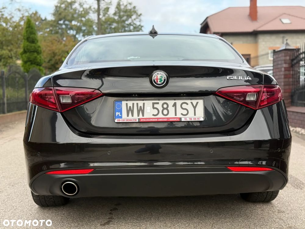 Alfa Romeo Giulia 2.2 D Turbo - 6