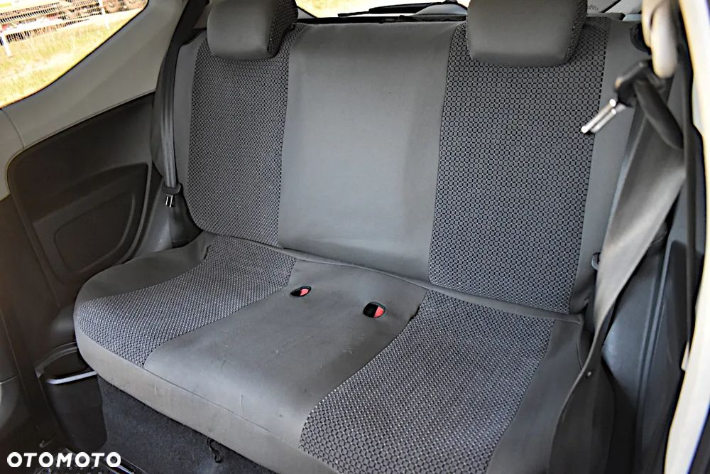 Volkswagen up! 1.0 Take - 8