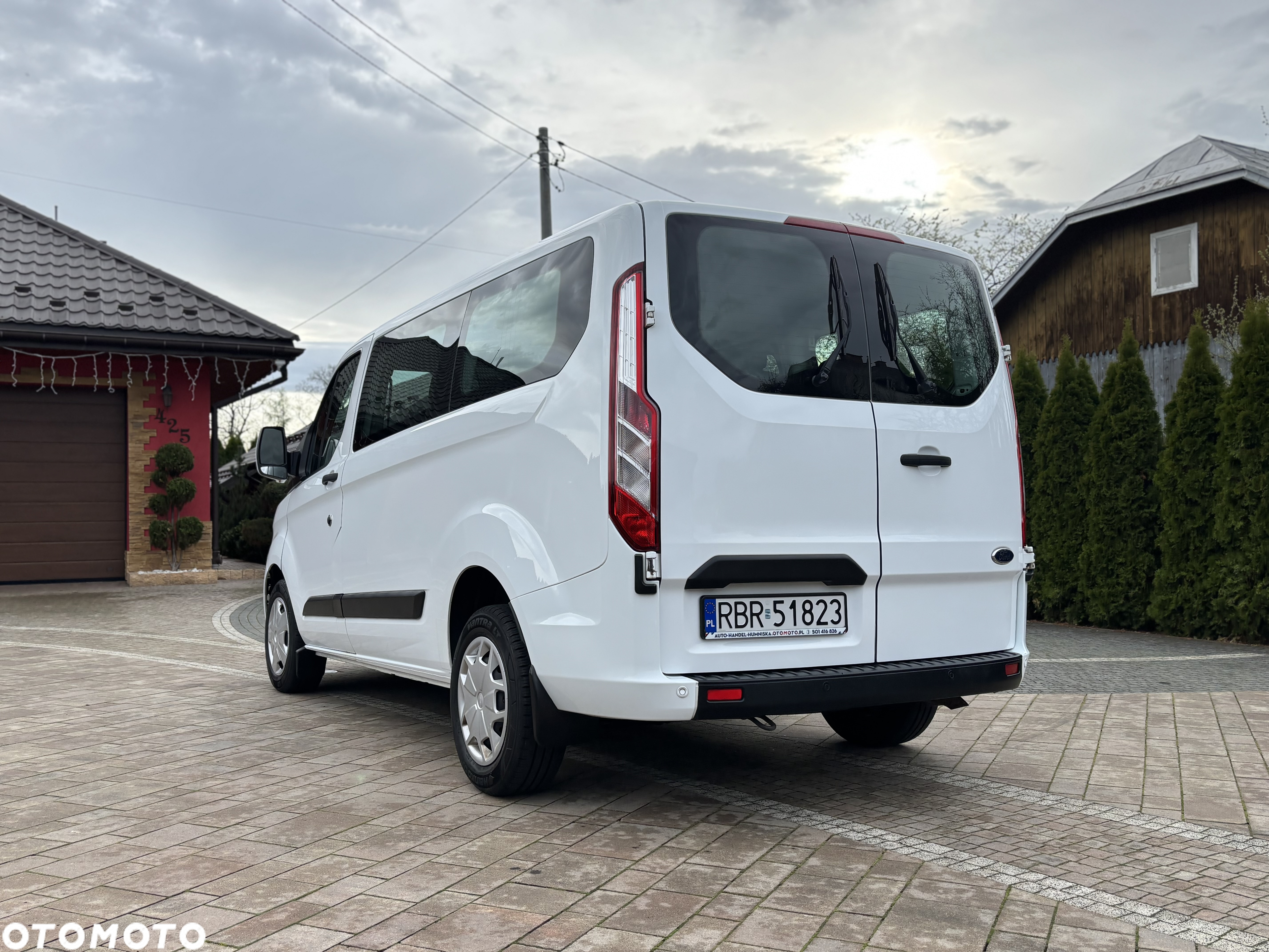 Ford Transit Custom - 11