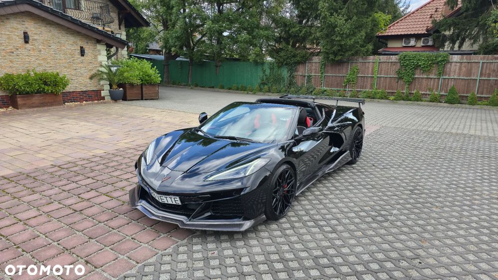 Chevrolet Corvette - 26
