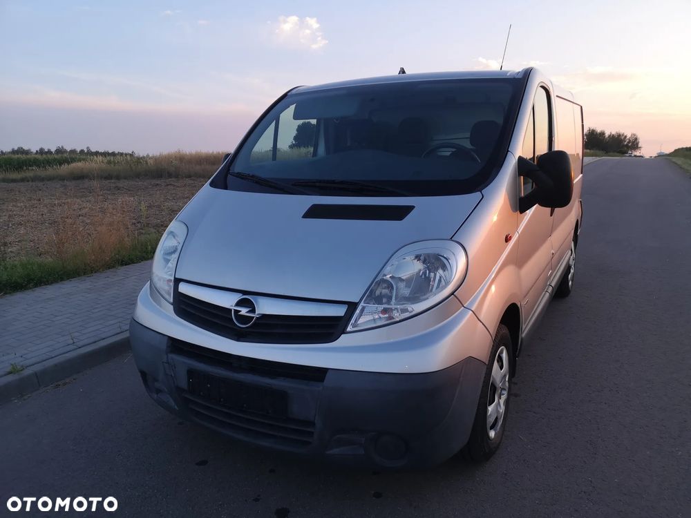 Opel VIVARO - 18