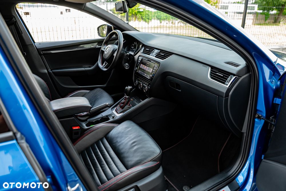 Skoda Octavia 2.0 TSI (Green tec) DSG RS - 21