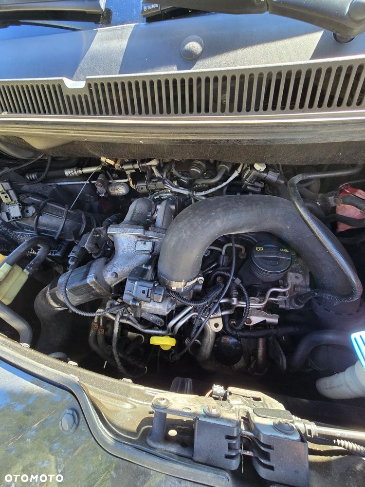 Volkswagen Multivan - 17