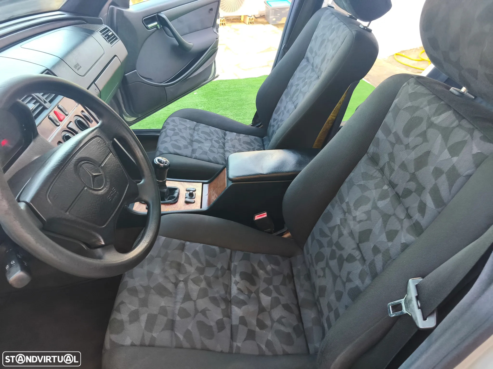 Mercedes-Benz C 220 D Esprit - 13