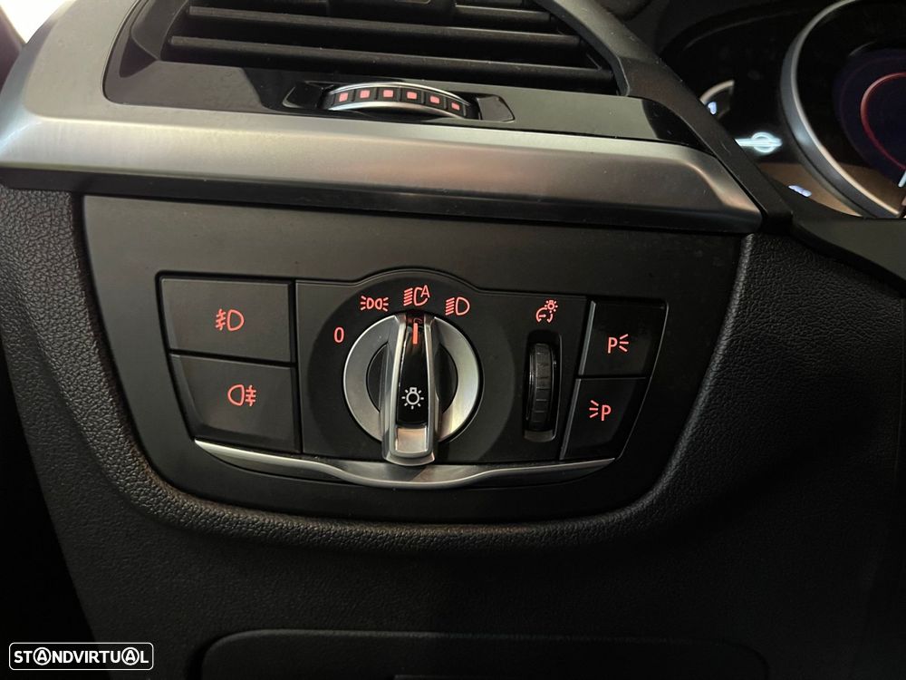 BMW X3 30 e xDrive Pack M - 29