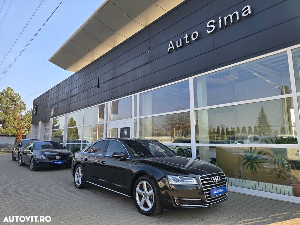 Audi A8 - 1