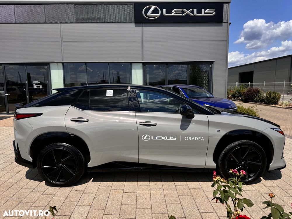 Lexus RZ 550e F SPORT - 8