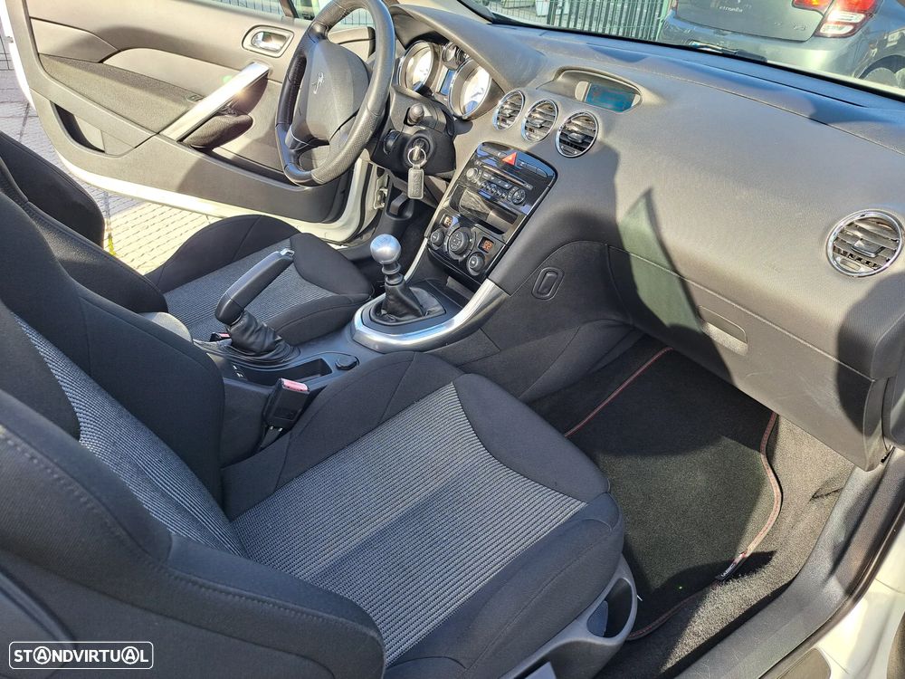 Peugeot 308 CC 1.6 HDi Sport - 12