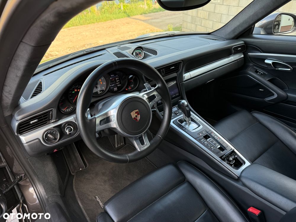 Porsche 911 Carrera S PDK 50 Jahre - 13