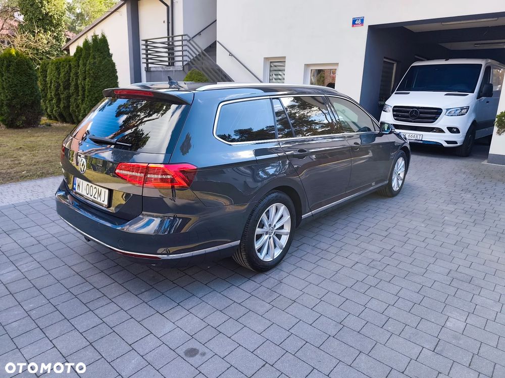 Volkswagen Passat - 16
