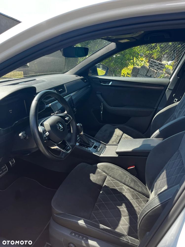 Skoda Superb 1.4 TSI Plug-In Hybrid Sportline DSG - 6