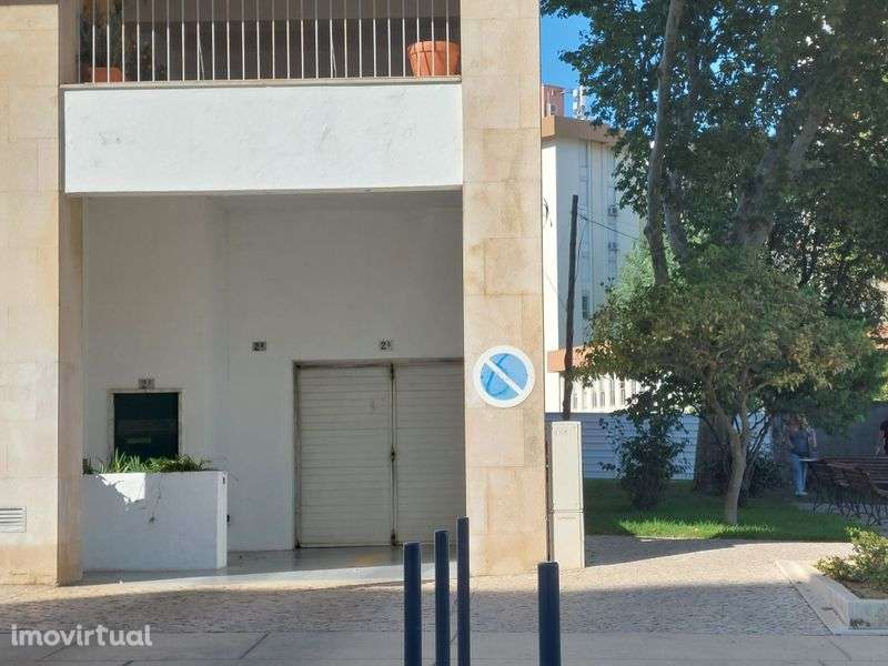 Lugar estacionamento lisboa - Grande imagem: 3/3