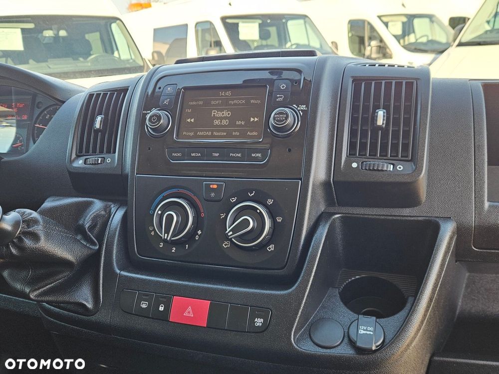 Peugeot boxer Kontener 8 ePAL *84900zł NETTO* 2.2 HDi/140KM - 28