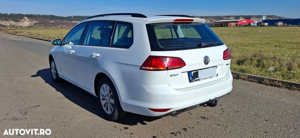 Volkswagen Golf 1.6 TDI DPF Trendline - 4