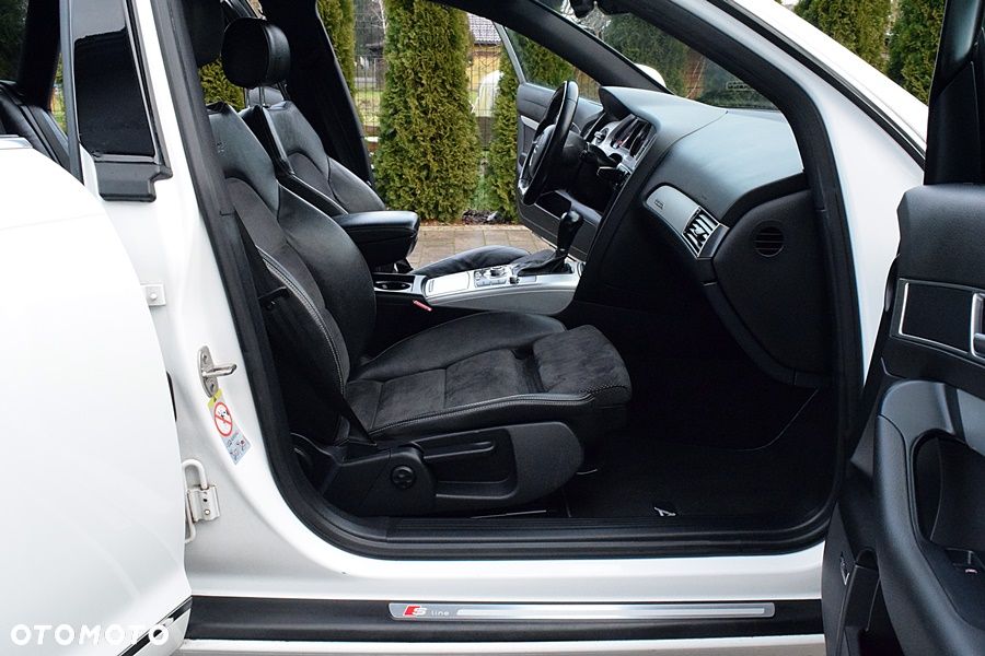 Audi A6 Avant 2.7 TDI DPF quattro tiptronic - 38