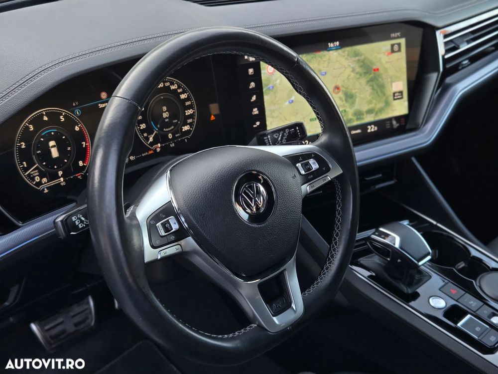 Volkswagen Touareg 3.0 V6 TSI OPF 4Motion Aut. R-Line - 16