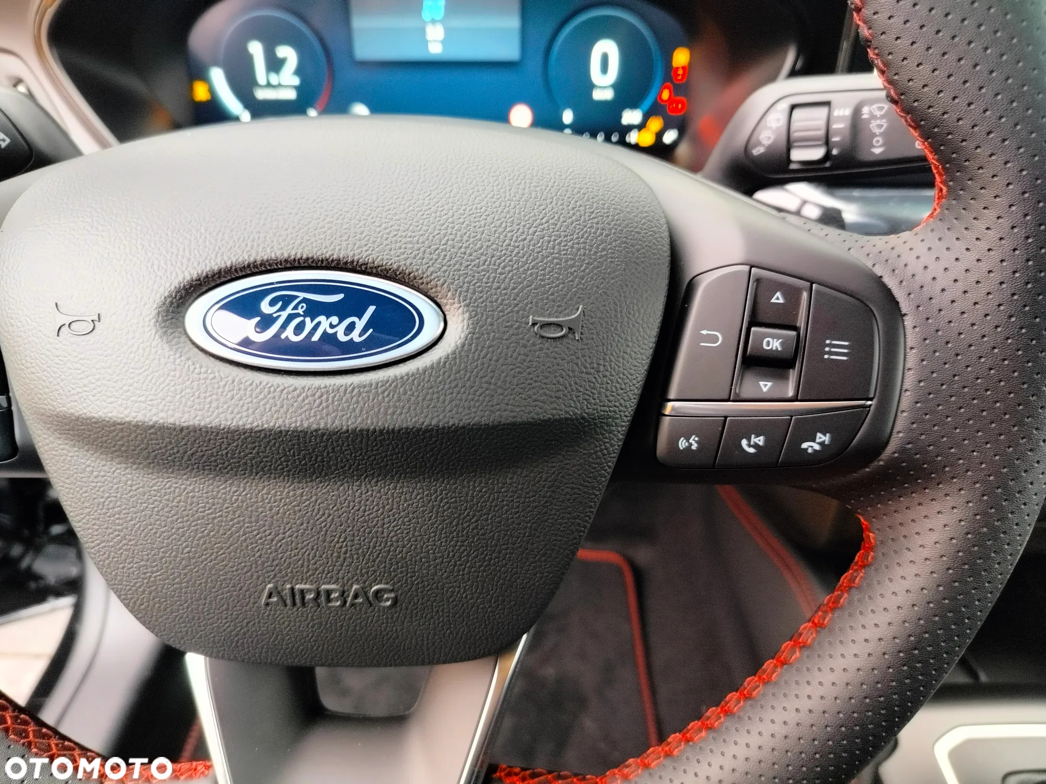 Ford Focus 1.0 EcoBoost mHEV ST-Line X - 21