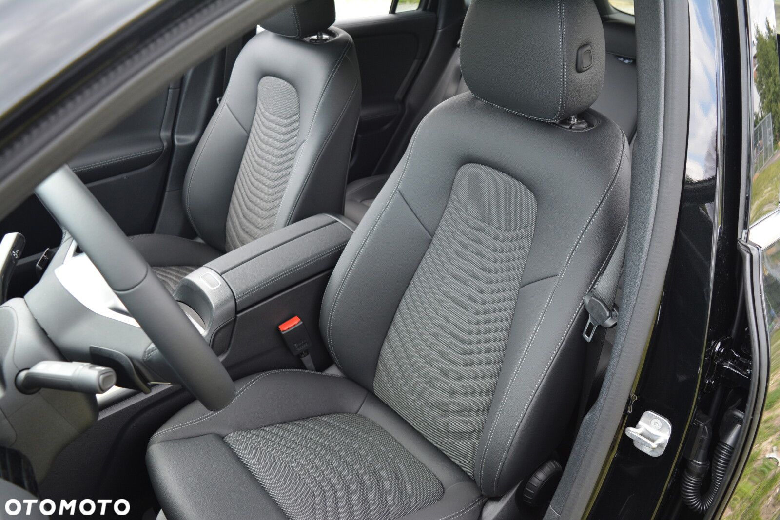 Mercedes-Benz GLA 200 Progressive - 22