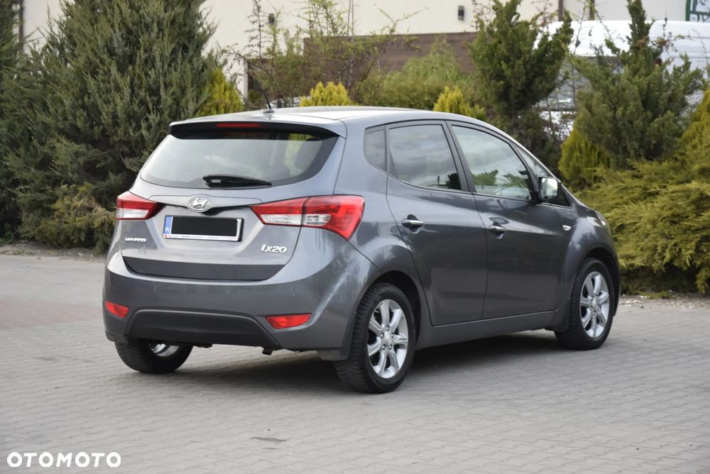 Hyundai ix20 - 31