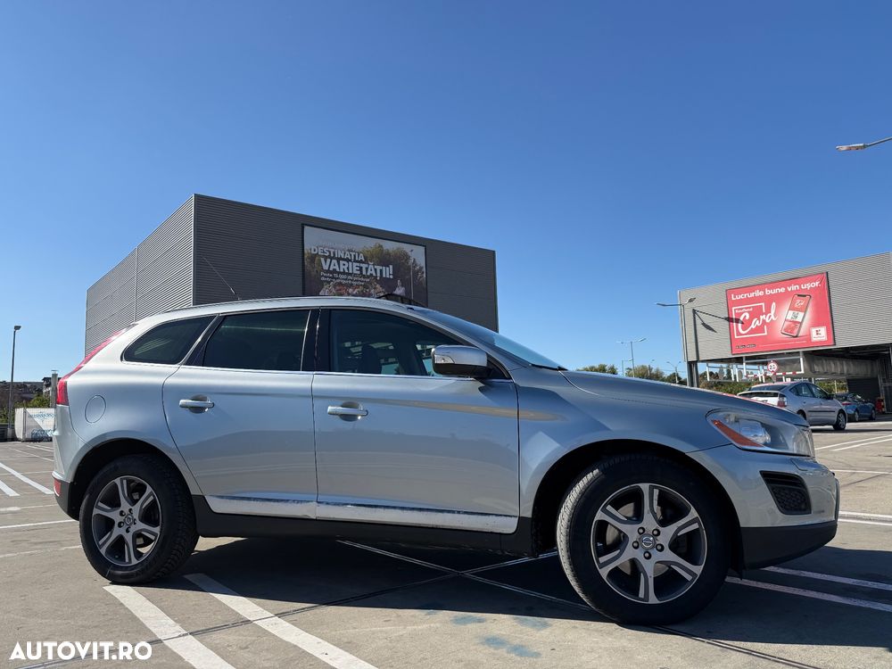 Volvo XC 60 D4 Momentum - 3