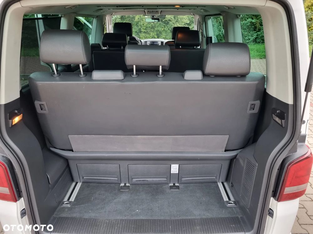 Volkswagen Multivan - 21