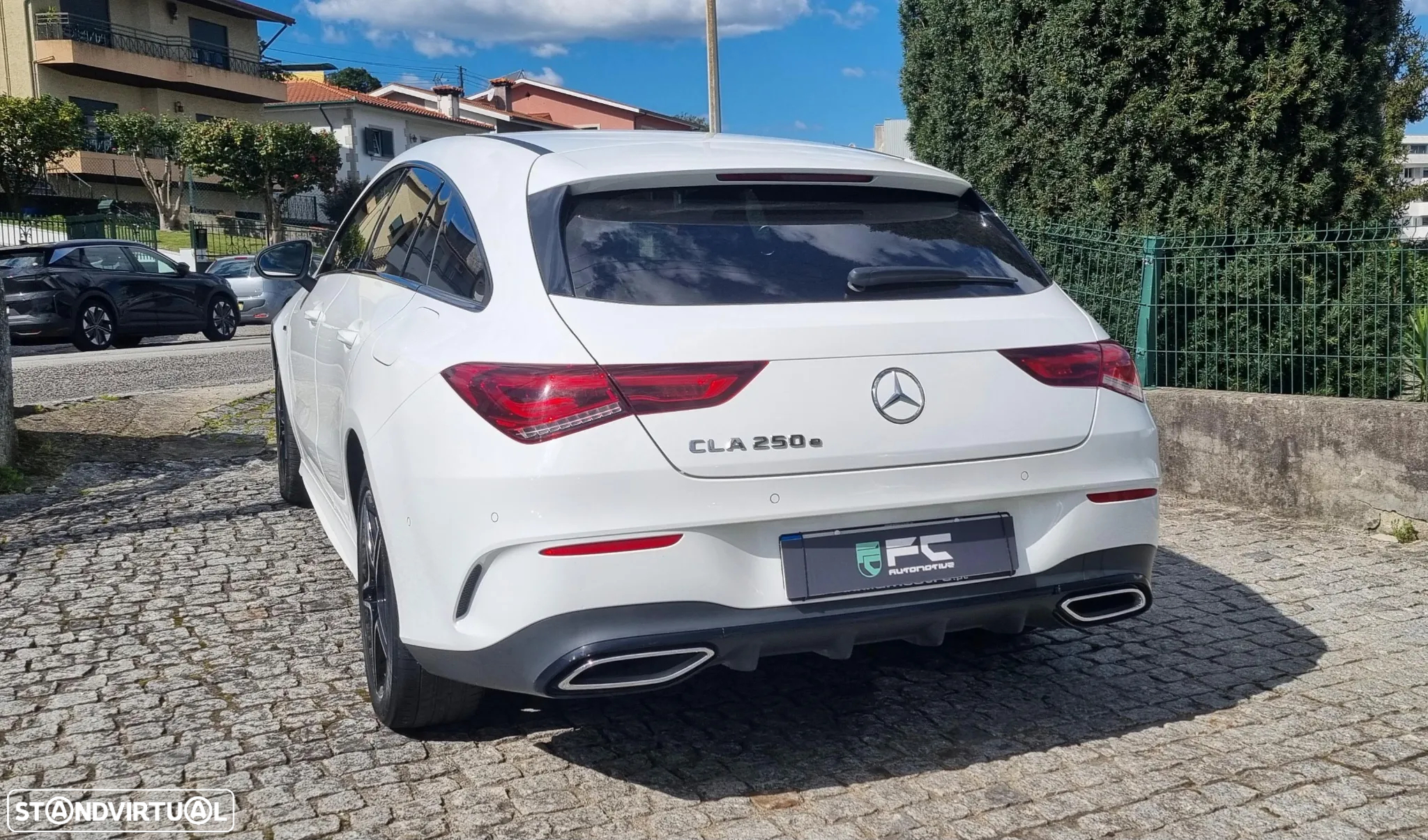 Mercedes-Benz CLA 250 e Shooting Brake AMG Line - 8