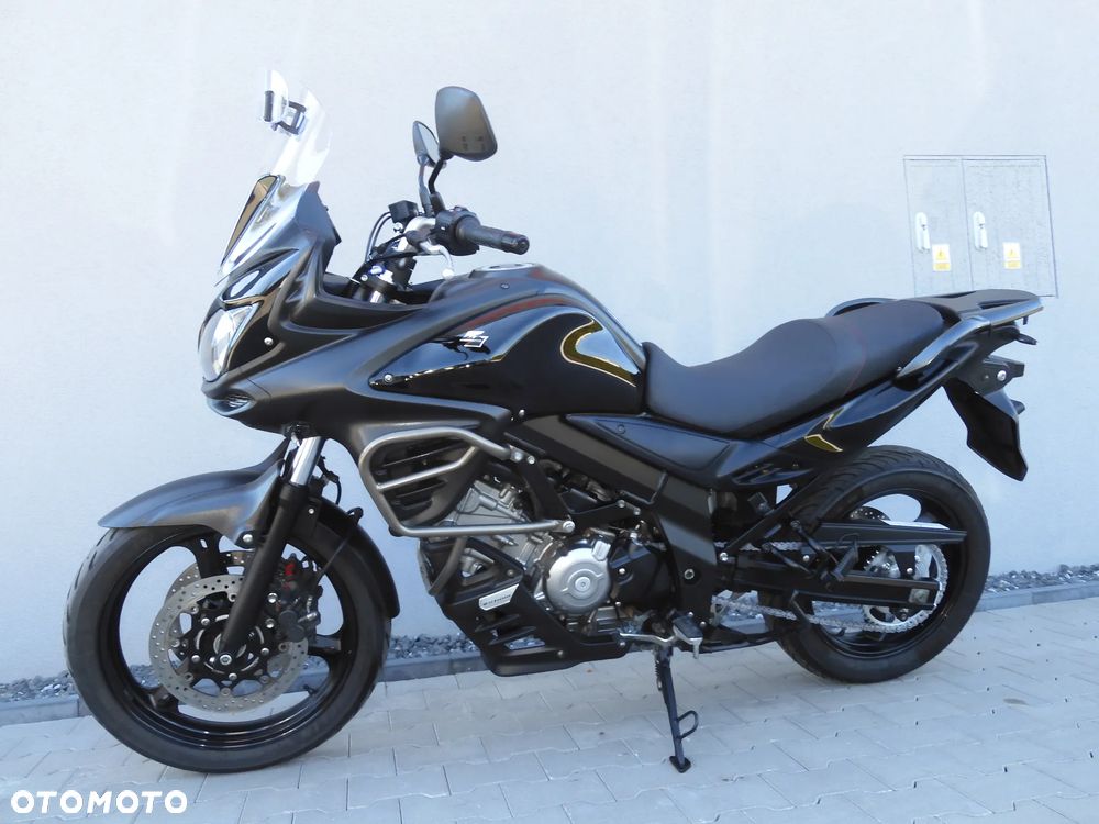 Suzuki V-STROM - 37