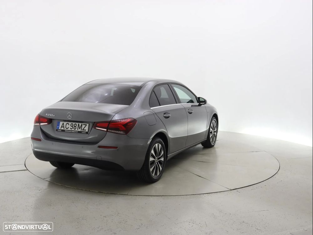 Mercedes-Benz A 250 e Style Plus - 6