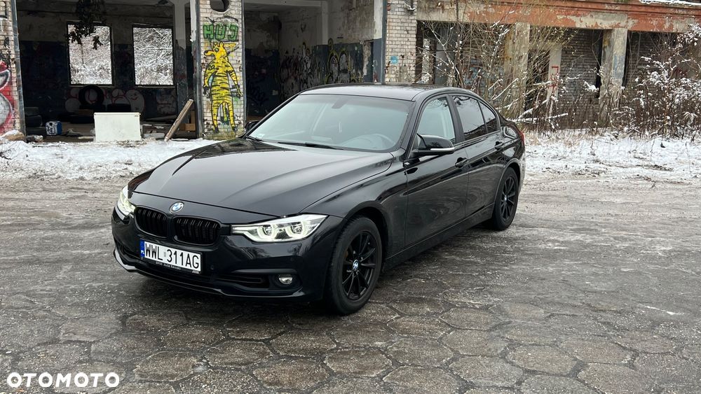 BMW Seria 3 318i Sport Line - 2