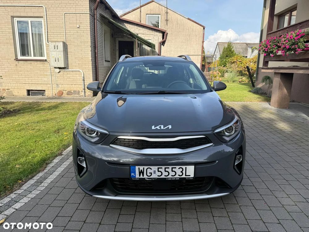 Kia Stonic 2021 photo 2