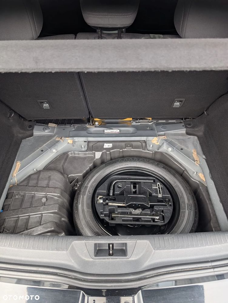 Renault Megane 1.5 dCi Zen EDC - 22