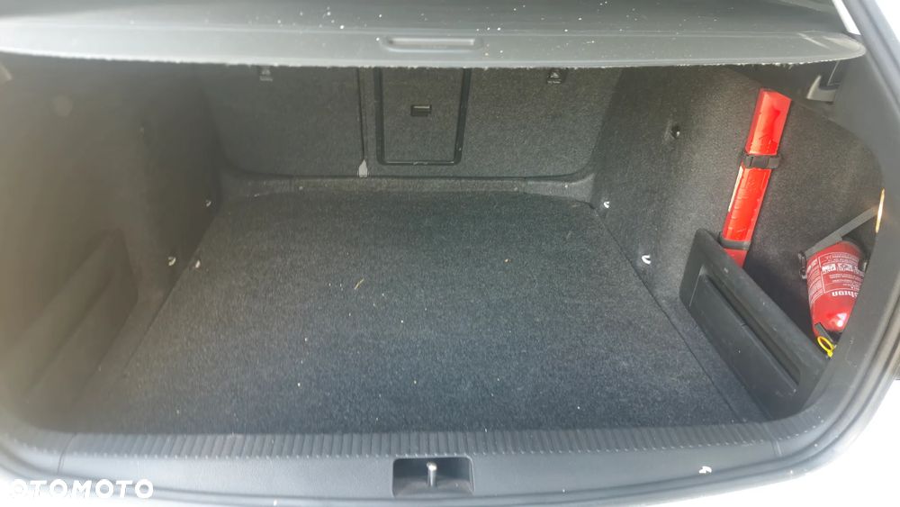 Skoda Octavia 1.6 TDI Style DSG - 9