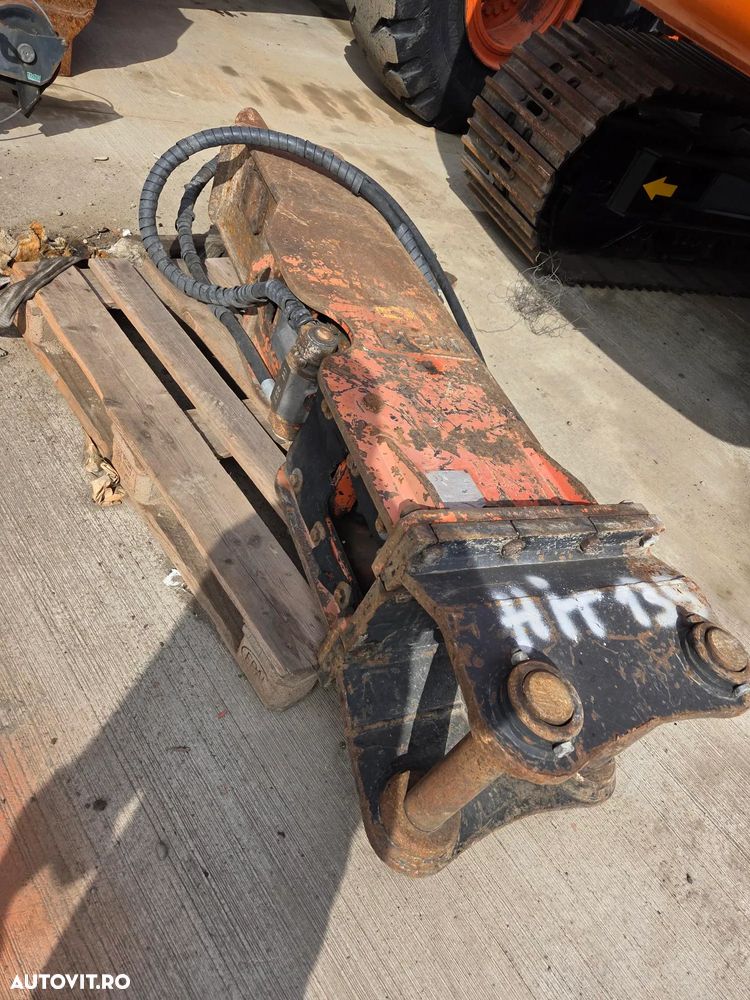 Hitachi ZX135US-6, 15t, 2018, 3.958h, PADURI CAUCIUC NOI, CUPLA RAPIDA HIDRAULICA, CUPA LATA NOUA, cupa ingusta, camera spate, camere laterale, Adanc sapare 6m, latime 2,49m, ridica 7t, consum mediu 7l/h, posibil leasing 3 ani-PROMOTIE 79.900 EUR+Tva - 33