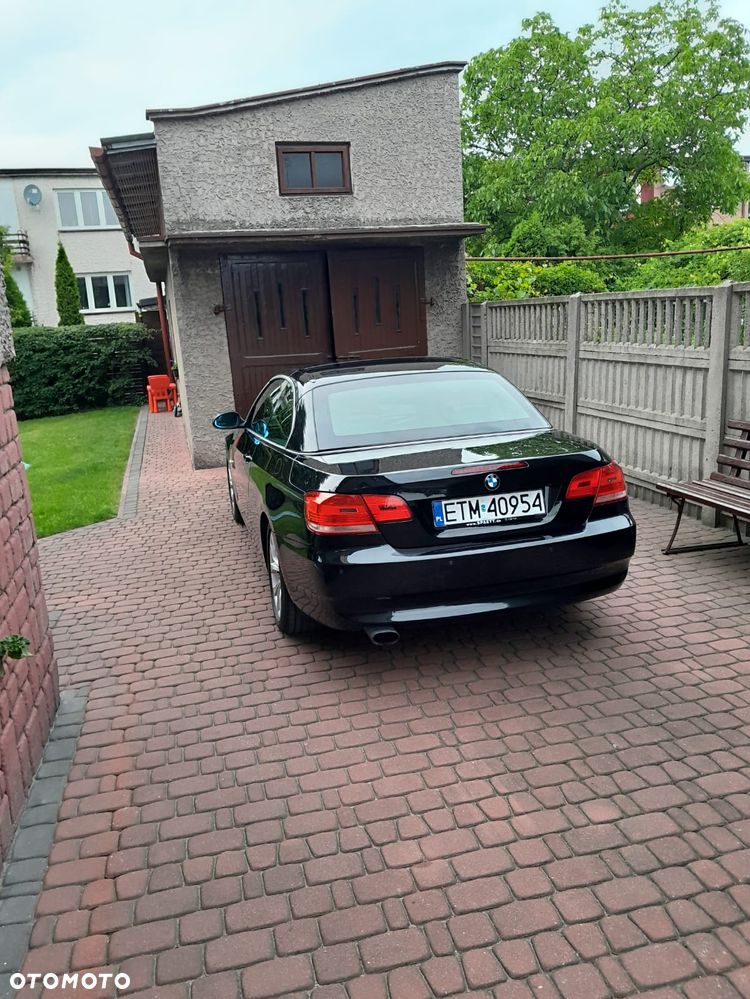 BMW Seria 3 320i - 4