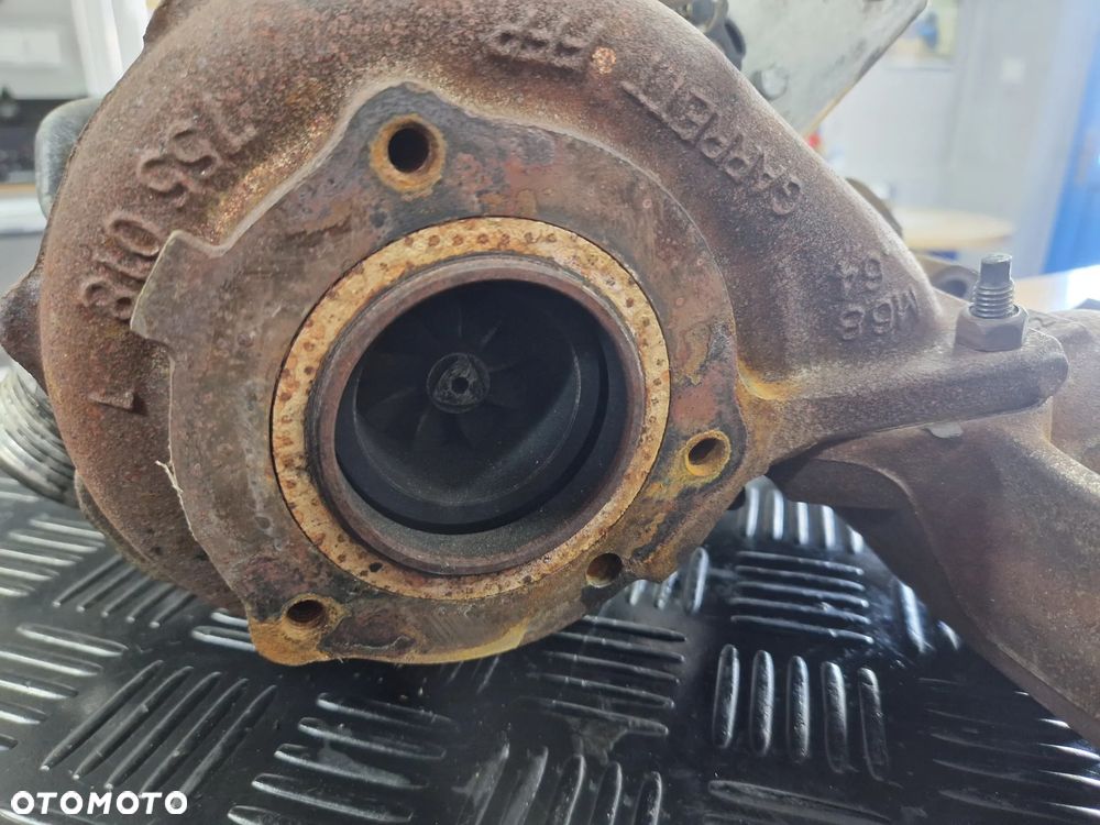 TURBOSPRĘŻARKA 30757080 VOLVO S60 I V70 II S80 I XC70 I XC90 I 2.4 D5 - 6