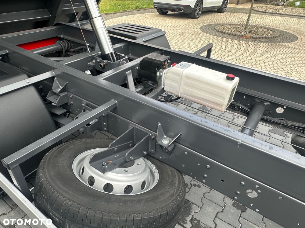 Iveco Daily 70c17 Wywrotka 2012 rok - 13