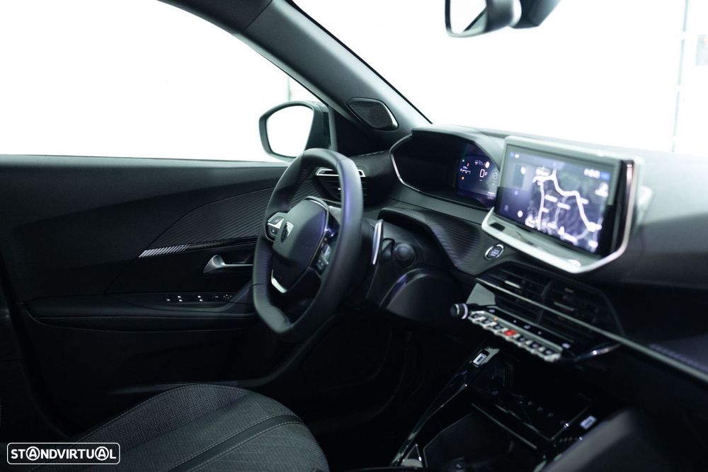 Peugeot 2008 1.2 Hybrid Allure e-DCS6 - 26