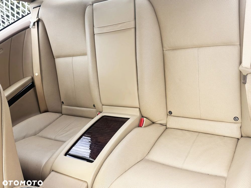 Mercedes-Benz CL 500 4Matic (BlueEFFICIENCY) 7G-TRONIC - 12