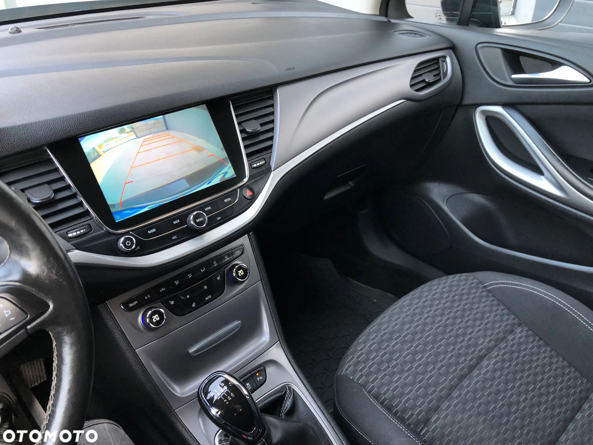 Opel Astra IV 1.6 CDTI Enjoy - 11