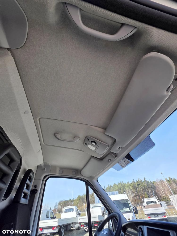 Iveco IVECO 35S13 2.3 HPI ŚREDNI WYSOKI KLIMA WEBASTO 193 T/KM PRZEBIEGU GWARANCJA - 23