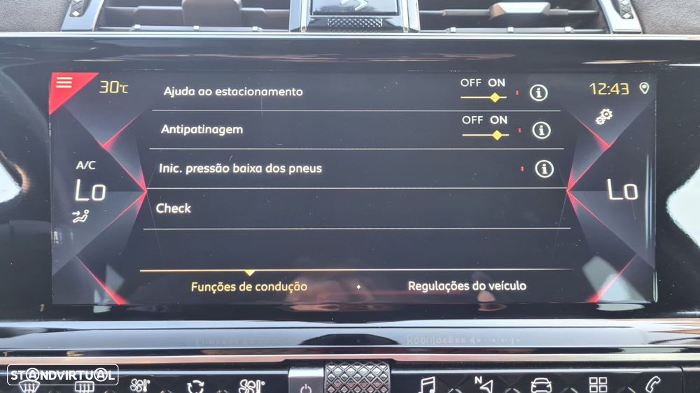 DS DS7 Crossback - 23