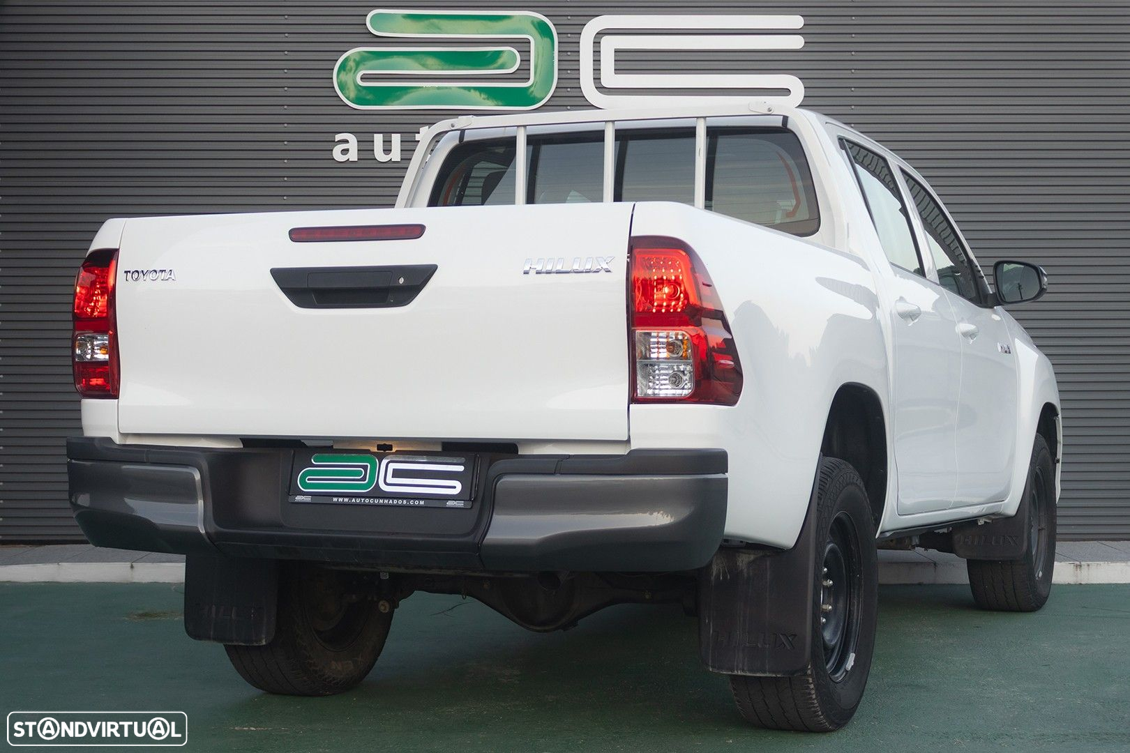 Toyota Hilux 2.4 D-4D 4WD CD CM - 6