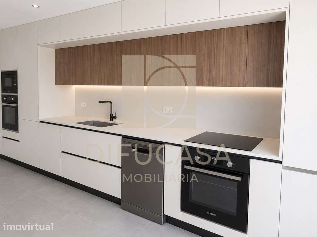 R243 Moradia T4 com Piscina - Grande imagem: 5/12