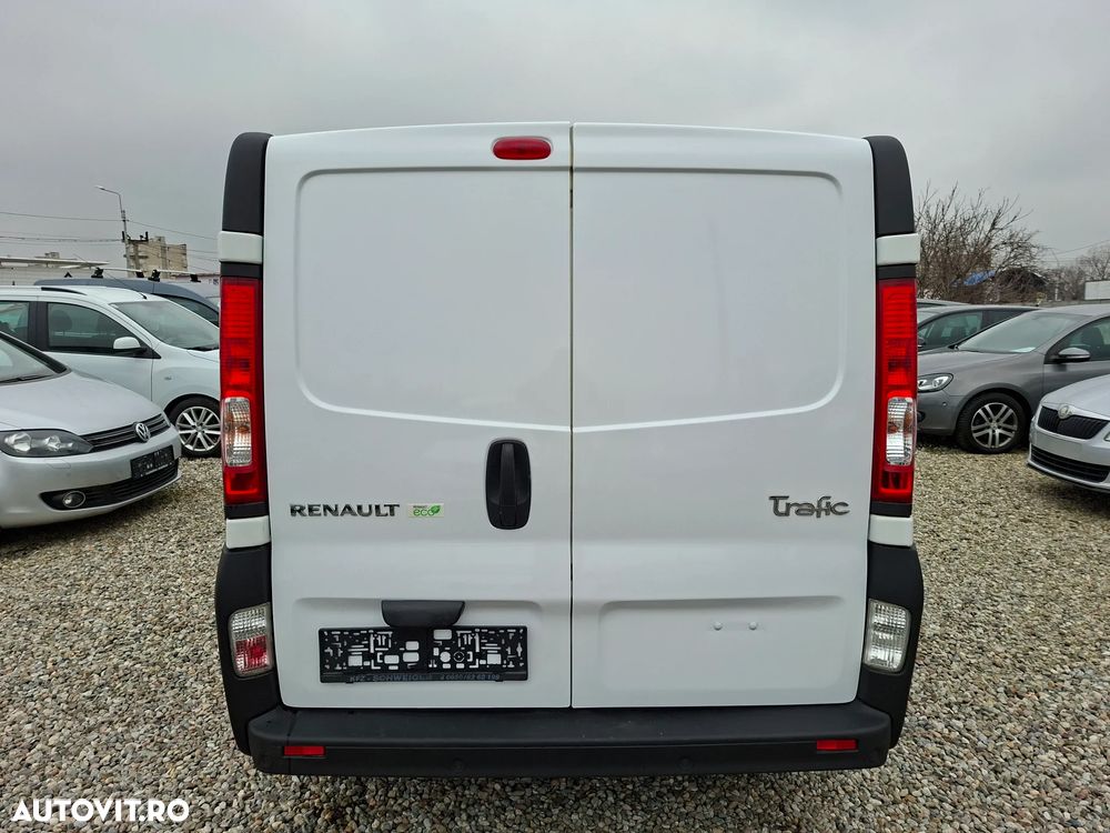 Renault Trafic - 10